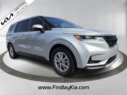 2023 Kia Carnival LX