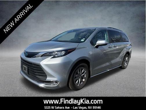 2024 Toyota Sienna XLE