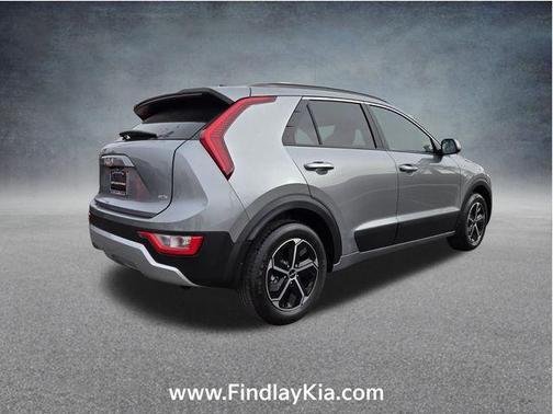 2025 Kia Niro LX