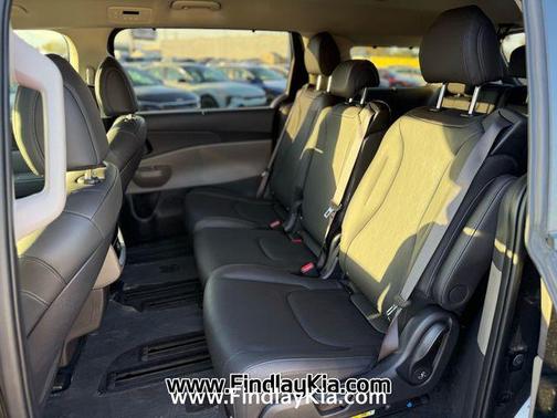 2025 Kia Carnival Hybrid EX