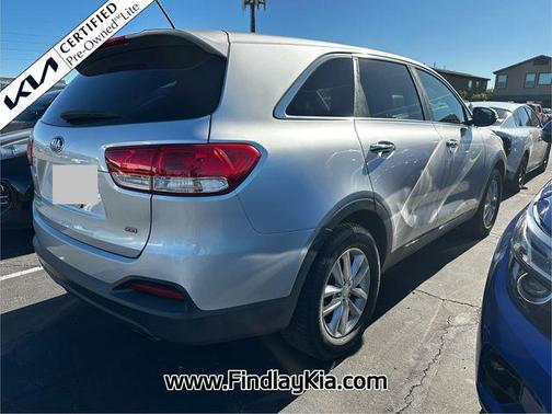 2016 Kia Sorento L