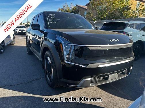 2026 Kia EV9 Light Long Range