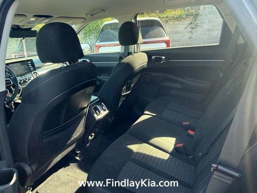 2023 Kia Sorento LX