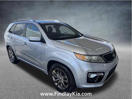 Bright Silver 2011 Kia Sorento SX