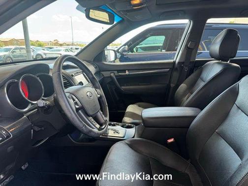 Bright Silver 2011 Kia Sorento SX