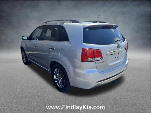 Bright Silver 2011 Kia Sorento SX