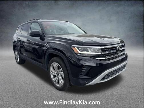 2022 Volkswagen Atlas 3.6L SE w/Technology