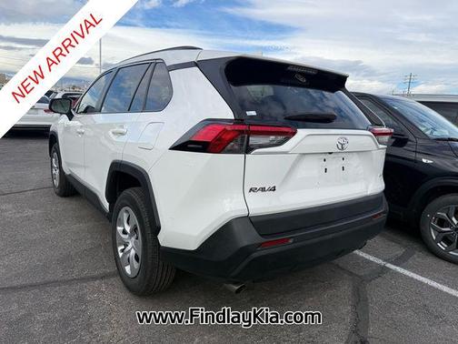 2019 Toyota RAV4 LE