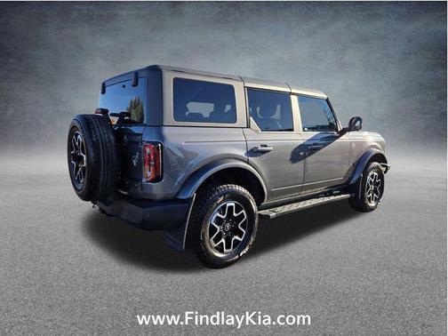 2023 Ford Bronco Outer Banks