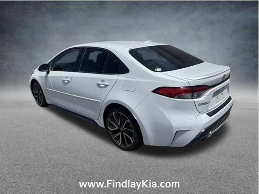 Super White 2020 Toyota Corolla SE