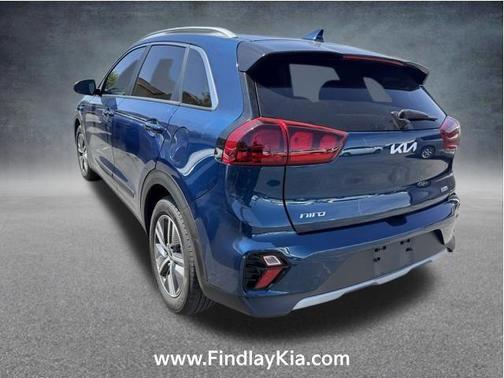 Deep Cerulean 2022 Kia Niro LXS