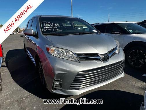 2020 Toyota Sienna XLE Premium