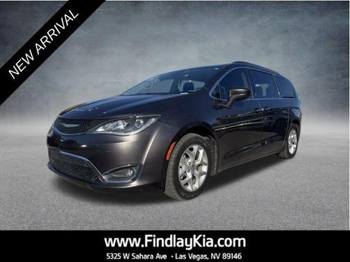 2018 Chrysler Pacifica Touring Plus