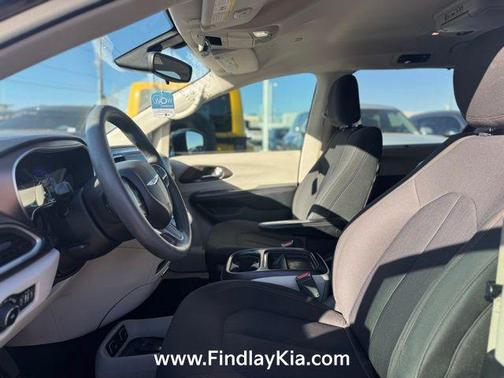 2018 Chrysler Pacifica Touring Plus