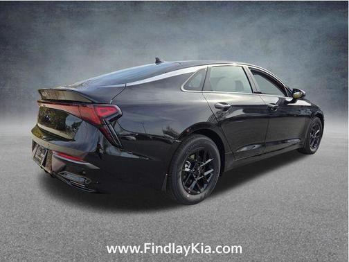 2026 Kia K5 LXS FWD