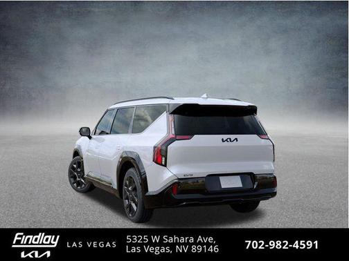 Glacial White Pearl 2026 Kia EV9 Land