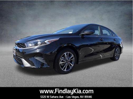 Aurora Black 2024 Kia Forte LXS