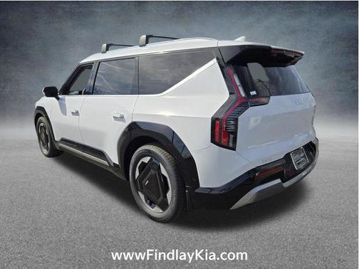 Glacial White Pearl 2026 Kia EV9 Land