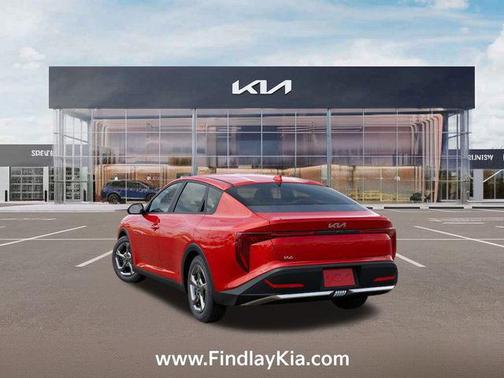 2026 Kia K4 LXS