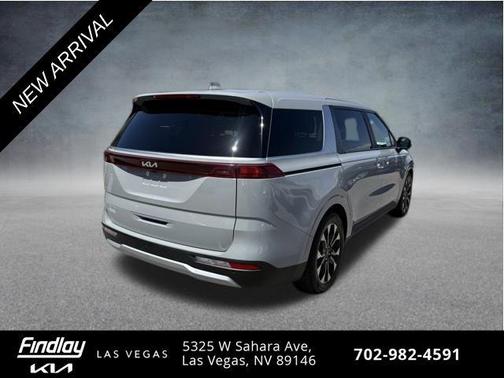 Ceramic Silver 2023 Kia Carnival EX