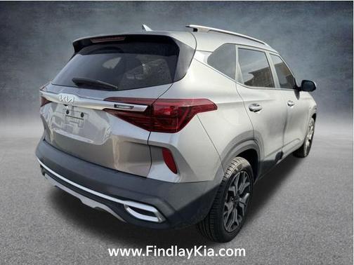 2022 Kia Seltos EX