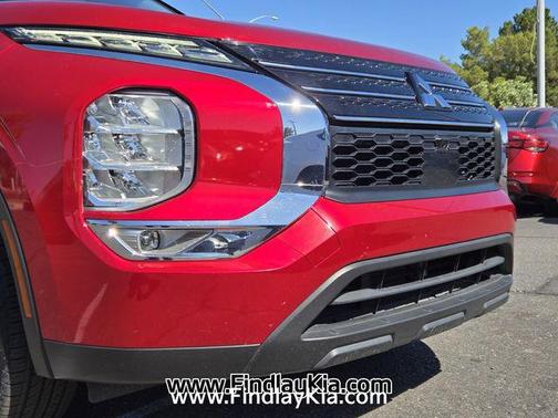 Red Diamond 2023 Mitsubishi Outlander ES