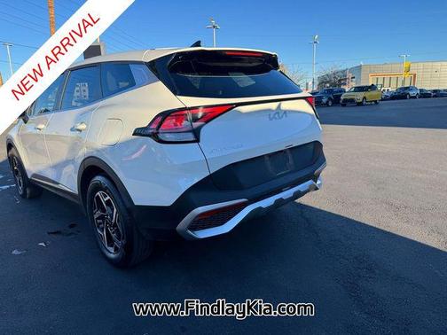 2024 Kia Sportage LX