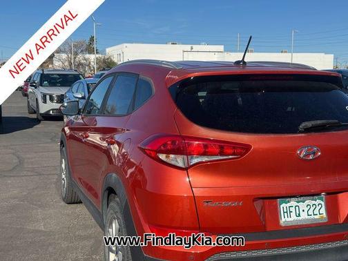 2017 Hyundai TUCSON SE