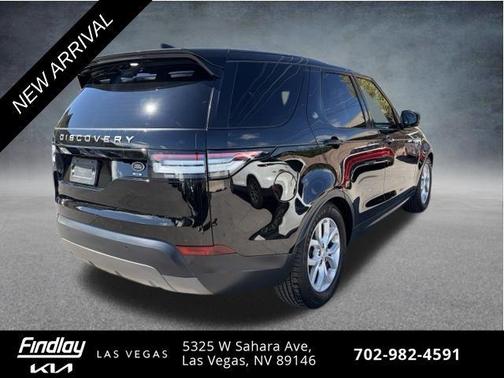 Narvik Black 2017 Land Rover Discovery SE