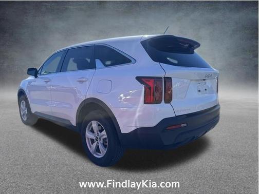 2023 Kia Sorento LX