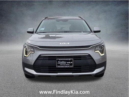 2023 Kia Niro LX
