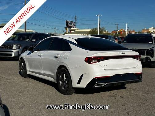 2022 Kia K5 LXS