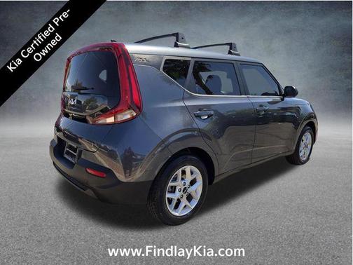 Gravity Gray 2022 Kia Soul LX