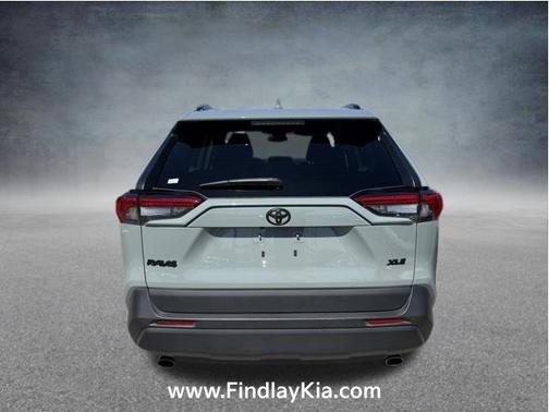 Lunar Rock 2022 Toyota RAV4 XLE
