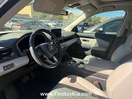 2024 Honda Pilot Touring 8-Passenger