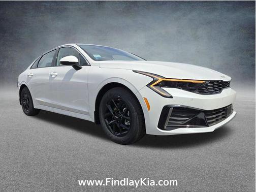 Snow White Pearl 2026 Kia K5 LXS FWD