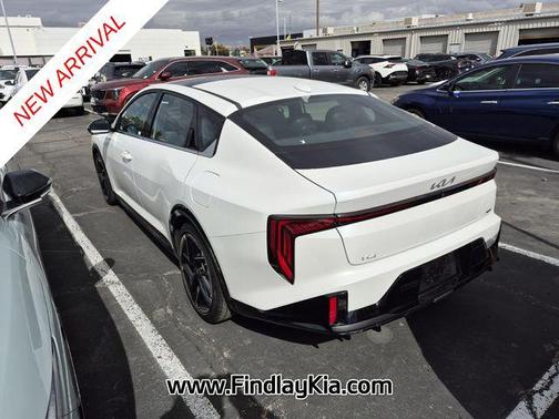 2025 Kia K4 GT-Line