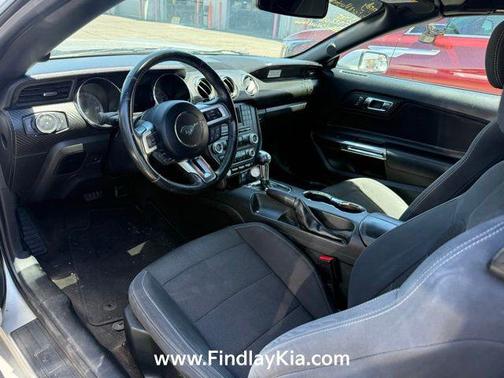 INGOT SILVER METALLIC 2016 Ford Mustang V6