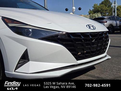 Quartz White 2021 Hyundai ELANTRA SEL