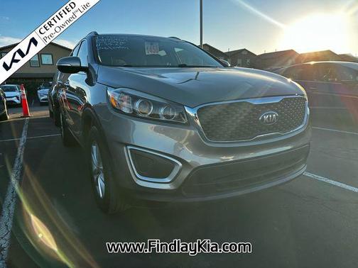 2017 Kia Sorento LX