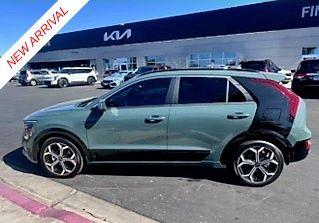 2025 Kia Niro SX Touring