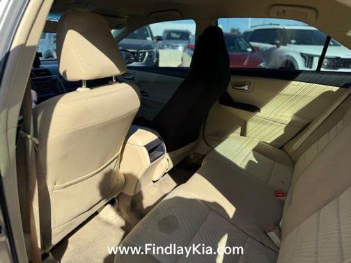 2016 Toyota Camry LE