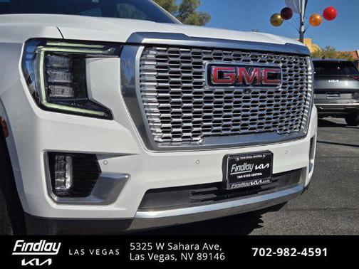 Summit White 2023 GMC Yukon Denali