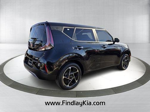 2023 Kia Soul EX