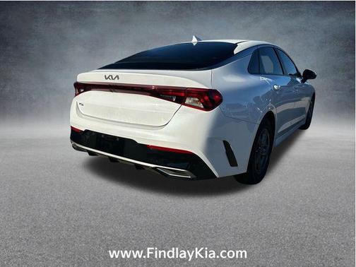2022 Kia K5 LXS