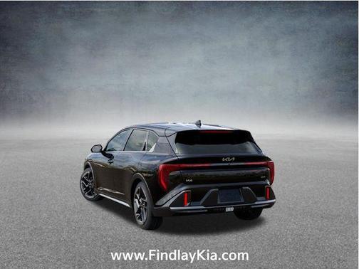 Aurora Black Pearl 2026 Kia K4 GT-Line