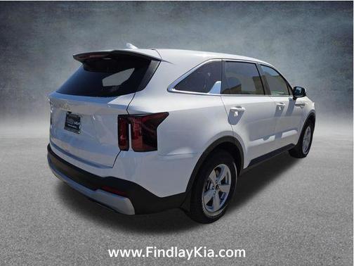 Glacial White Pearl 2026 Kia Sorento LX
