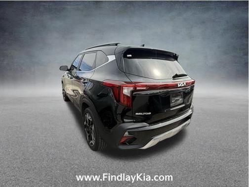 Fusion Black 2024 Kia Seltos SX Turbo