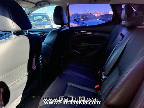 2017 Nissan Rogue Sport SL