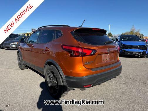 2017 Nissan Rogue Sport SL